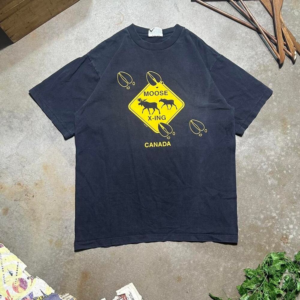Vintage 90s “Moose Crossing” Faded Black Nature Tee Mens Large Animal Shirt